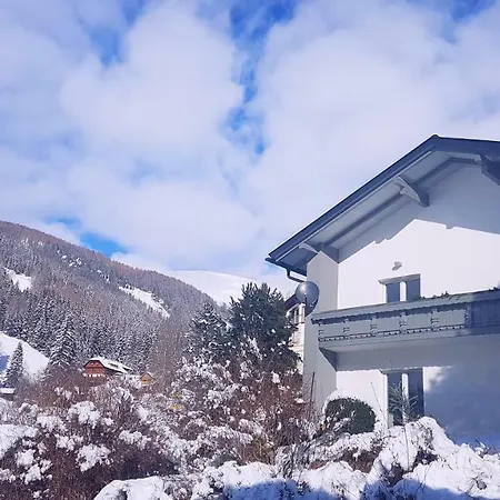 아파트 Alba Montis